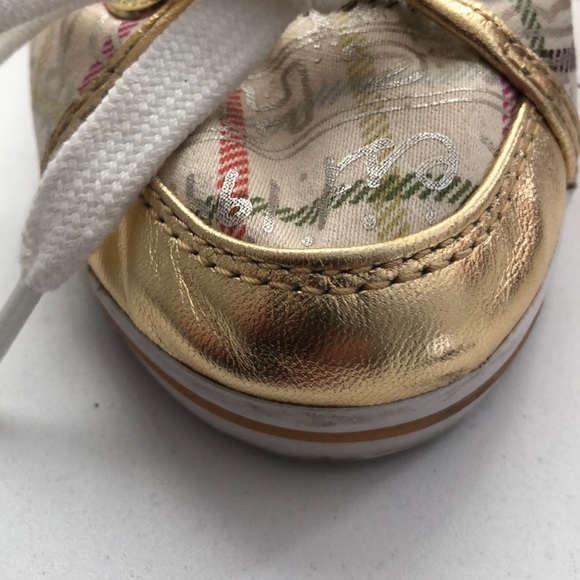 Coach platform - Picture 8 of 12